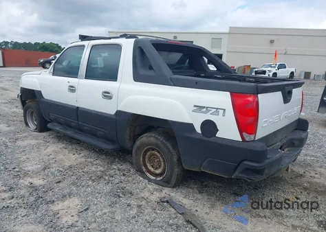 2002 Chevrolet Avalanche 1500 z USA, uszkodzony, nr VIN 3GNEK13T02G112170
